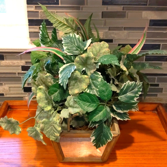 EUC Gorgeous Silk Flower Plant Silver Metal Wood Basket Box - Picture 3 of 5